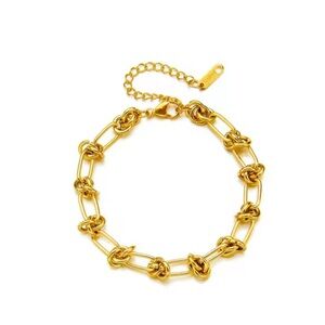 Elegant 18K Gold Plated Knot Chain Bracelet ⚜️